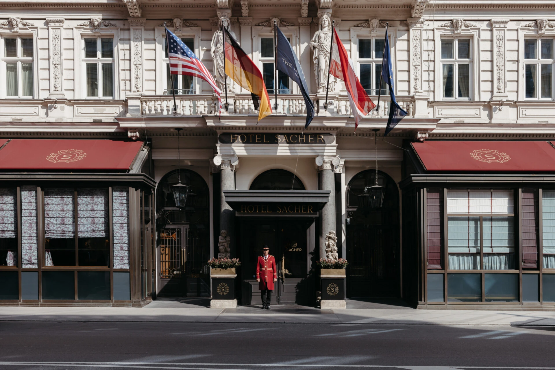 Hotel Sacher Wien, Außenansicht