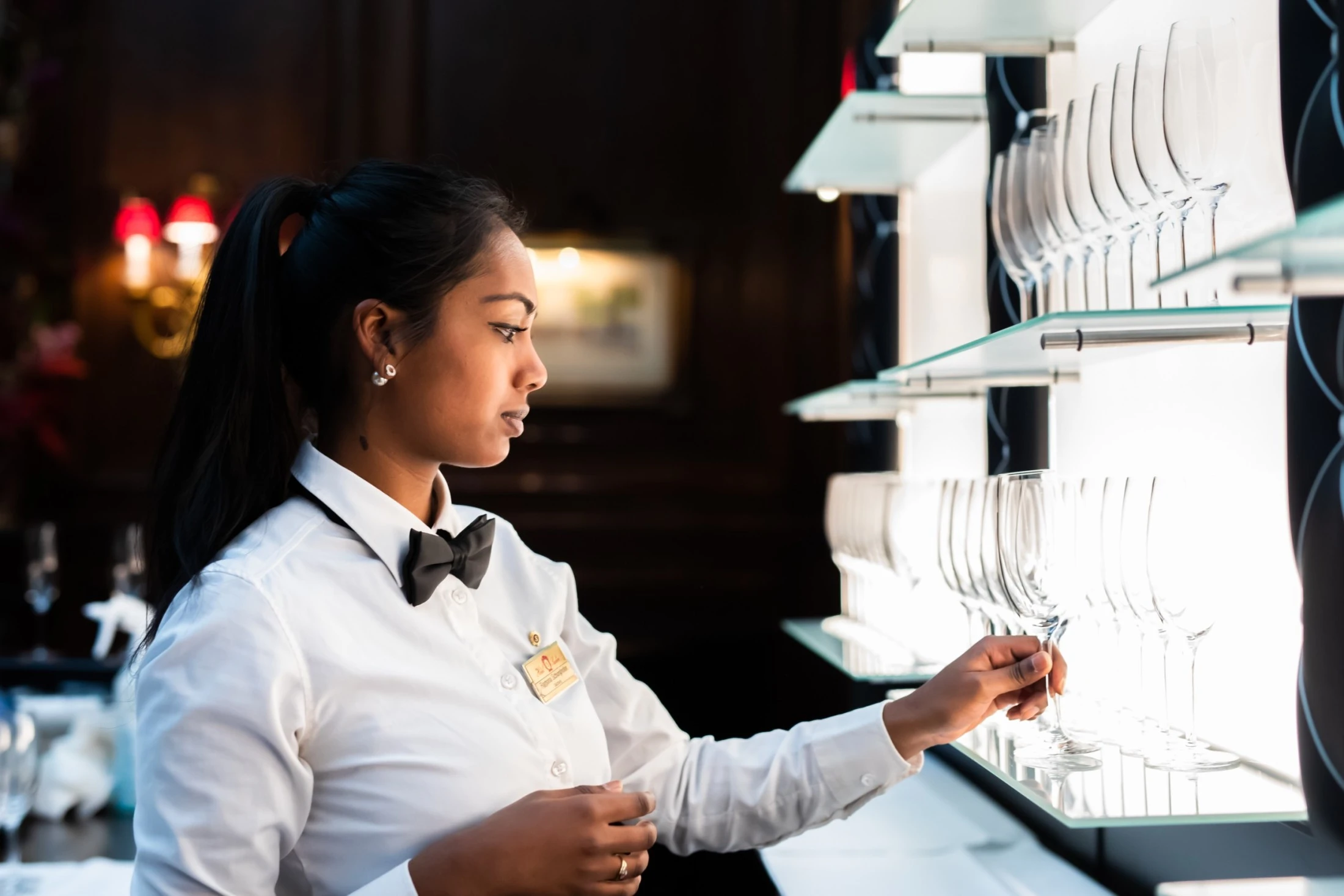 Every glass polished with care reflects the dedication behind the scenes — elegance begins with the smallest details at Hotel Sacher.