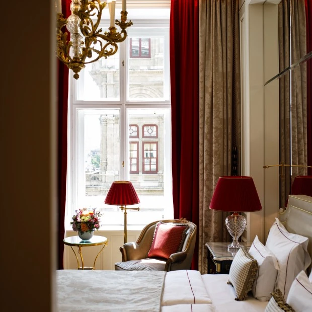 Luxurious suite with a nice view over the Vienna city centre