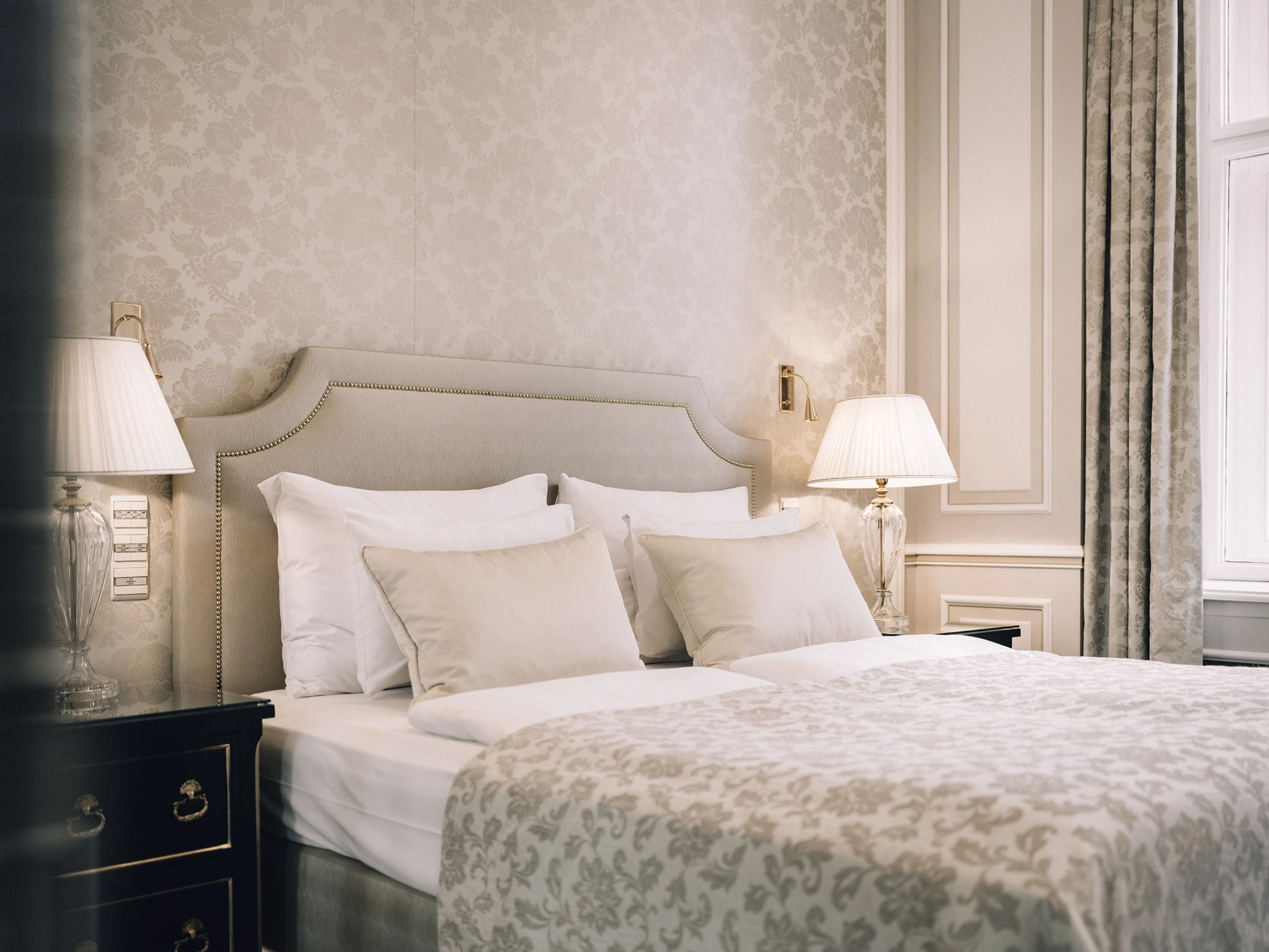 Elegant Suite in the luxurious Hotel Sacher Vienna